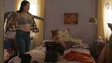 Emma Kenney in Shameless (2011-2021) Sexy Underwear Lesbian Sexy 321092