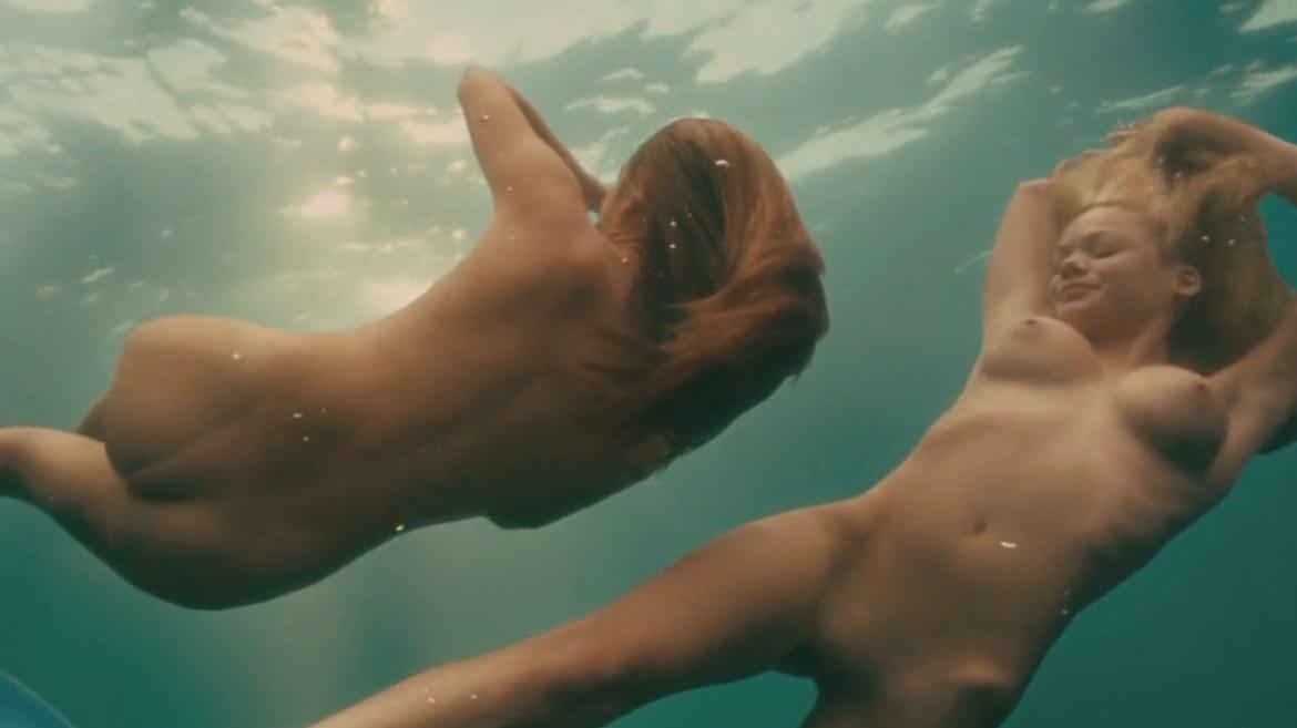 Nudes of Danni from Piranha 3D. Full Nudity, Bikini, breasts, bush. 222300