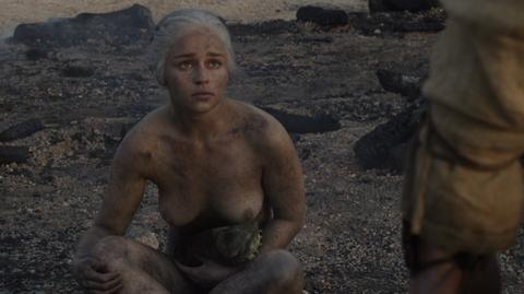 Emilia Clarke Naked in Game of Thrones. Breasts, bush, butt. 225433