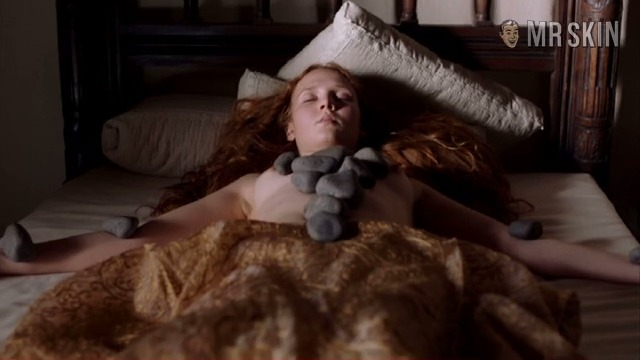 Isolda Dychauk Naked in Borgia. Breasts, butt, left breast. 228235