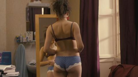 Sexiest Scenes of Emelia from Albatross. Underwear, breasts, sexy. 229187
