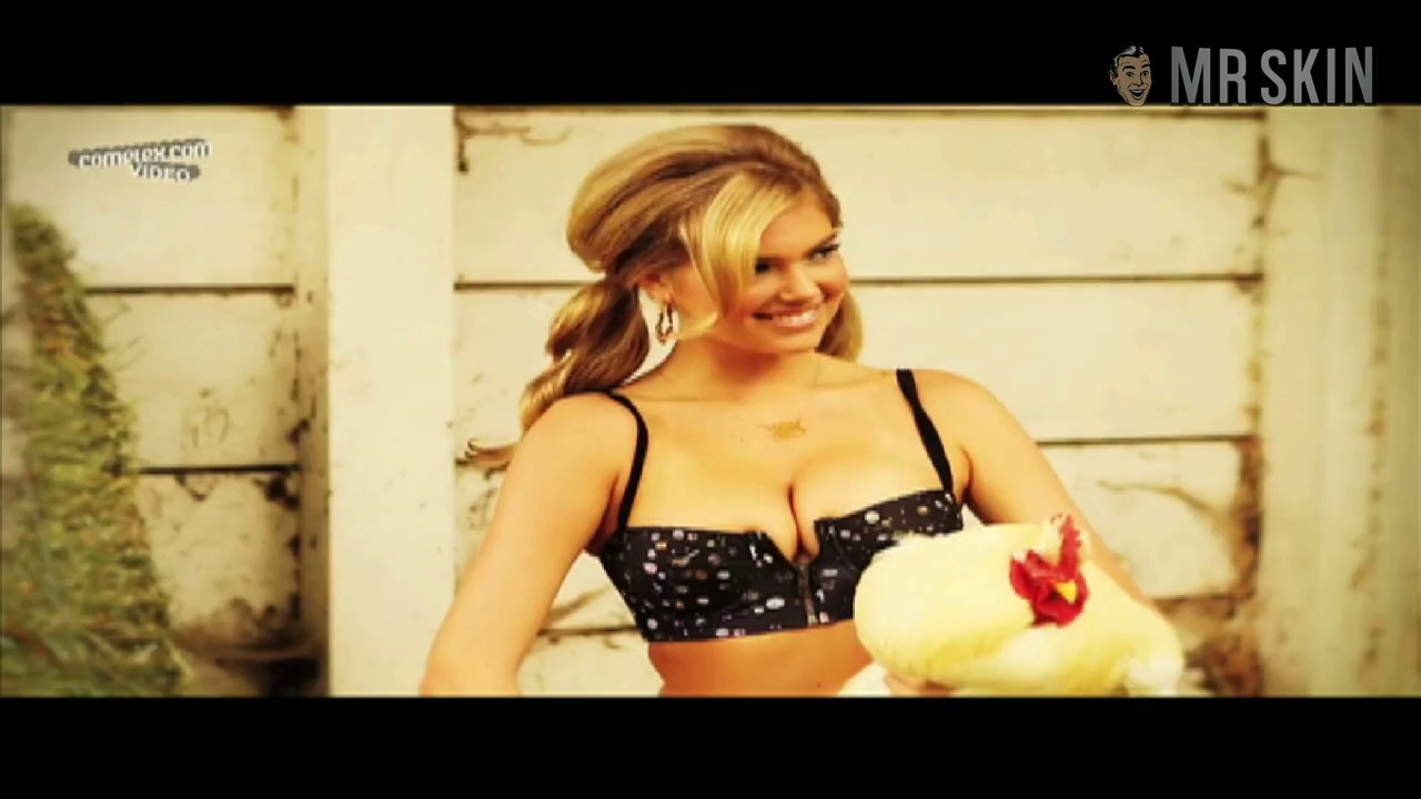 Kate Upton in Complex.com Video (2011) Bikini Bikini 228359