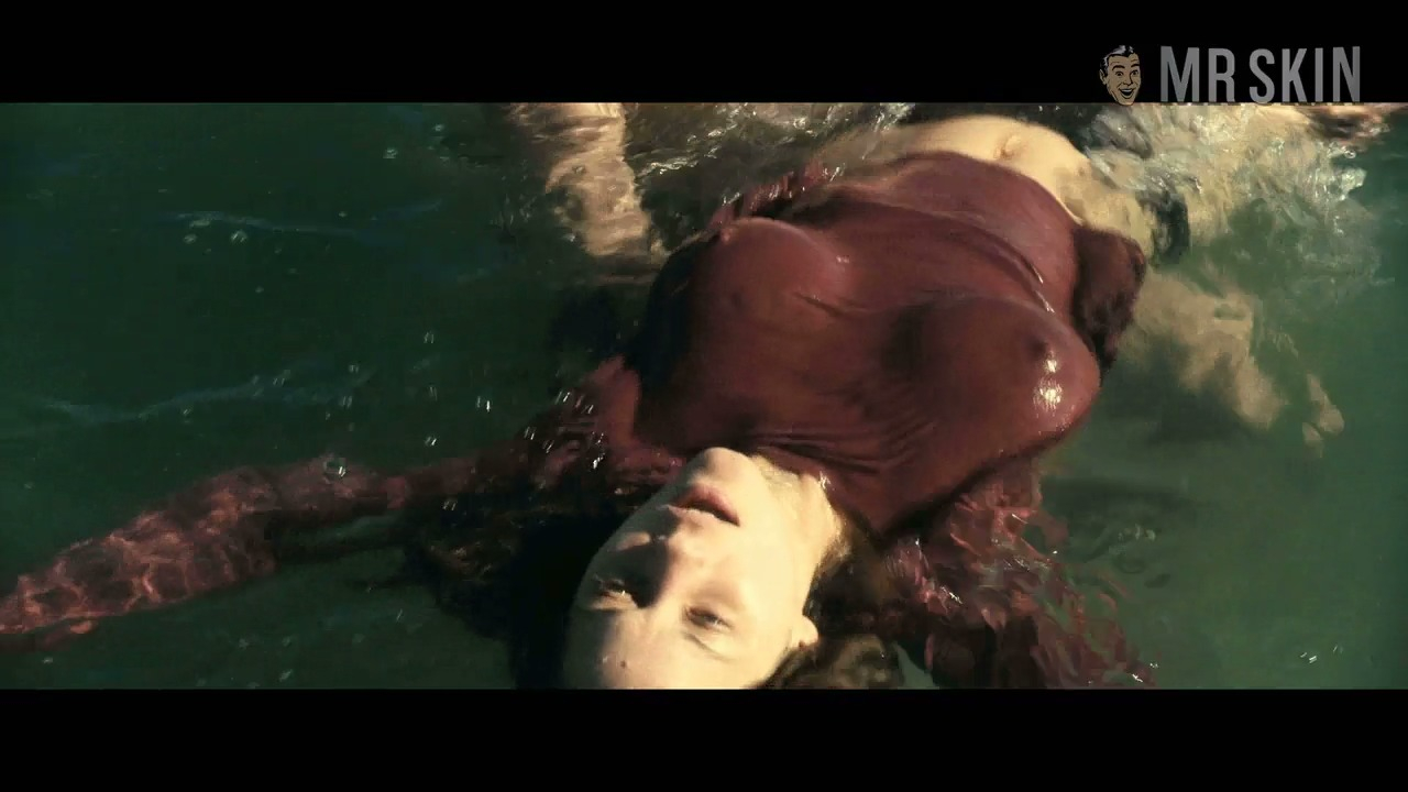 Marion Cotillard Naked as Stéphanie. Breasts, bikini, bush. 231585