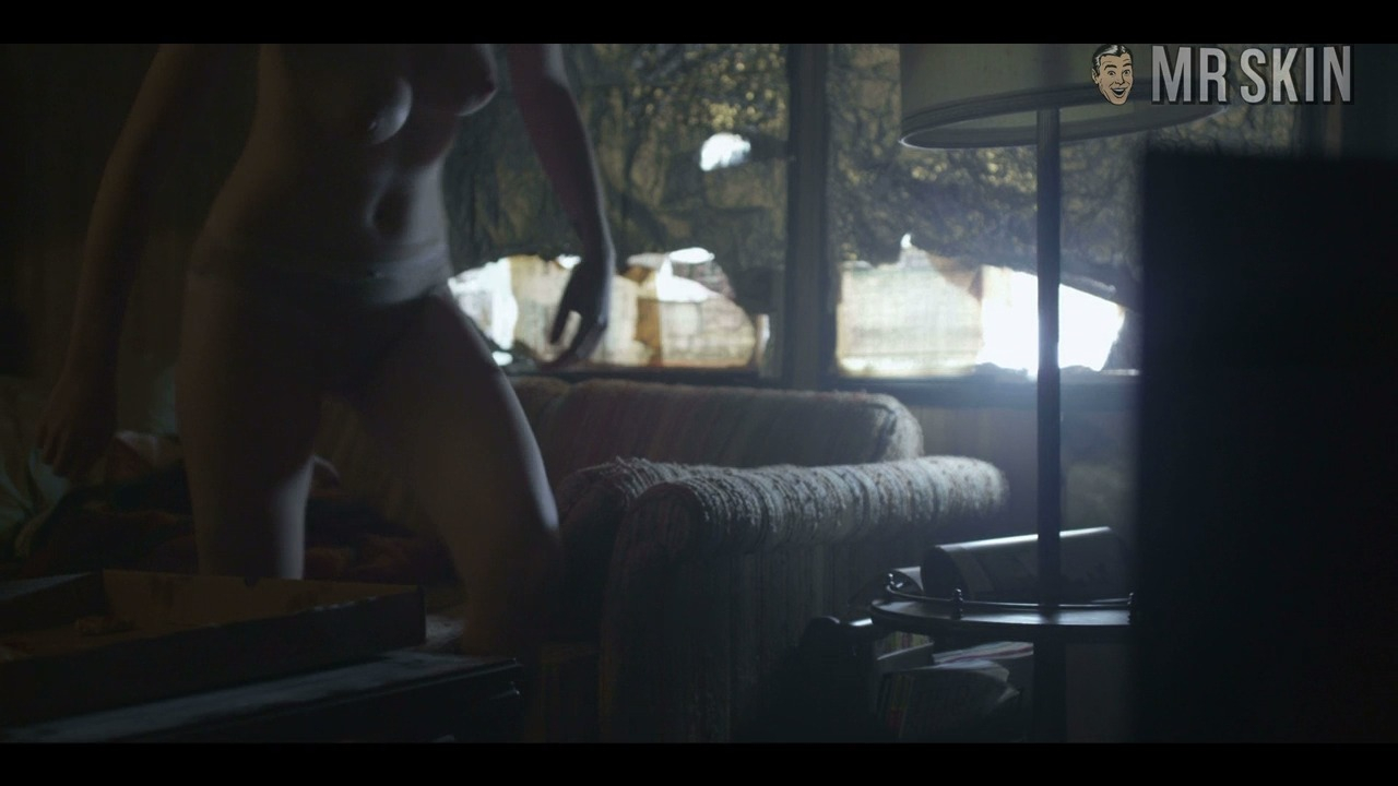 Hazel Honeysuckle Naked in House of Cards. Breasts, butt, underwear. 234259