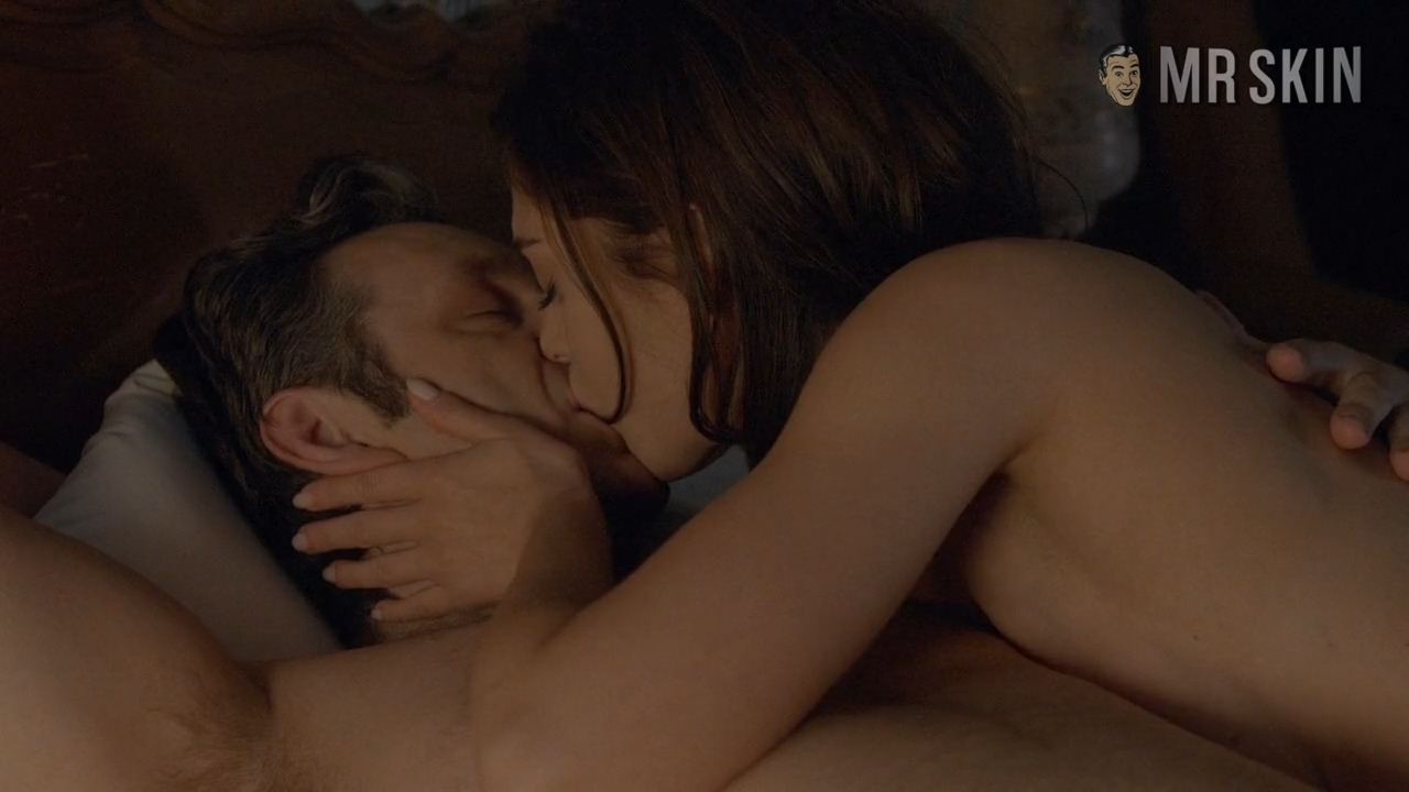 Lizzy Caplan Nude as Virginia Johnson. Breasts, Sexy, butt, right breast. 245198