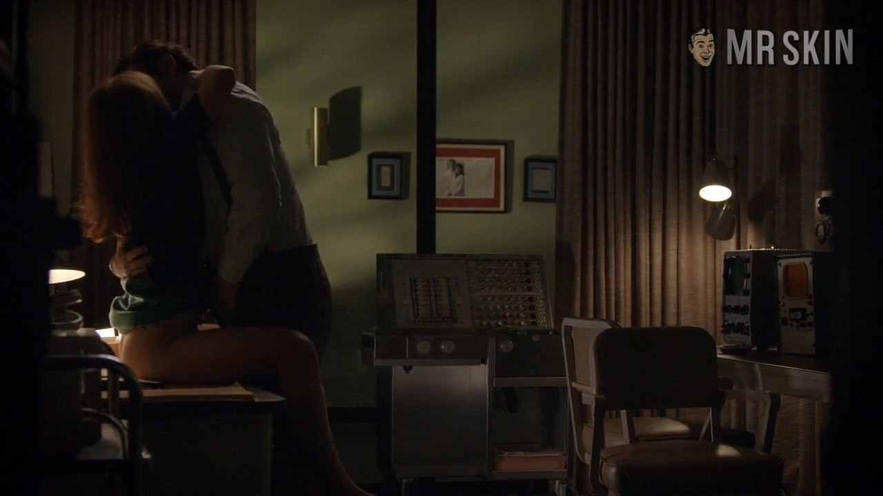 Emily Kinney Naked as Nora Everett. Butt, breasts. 245763