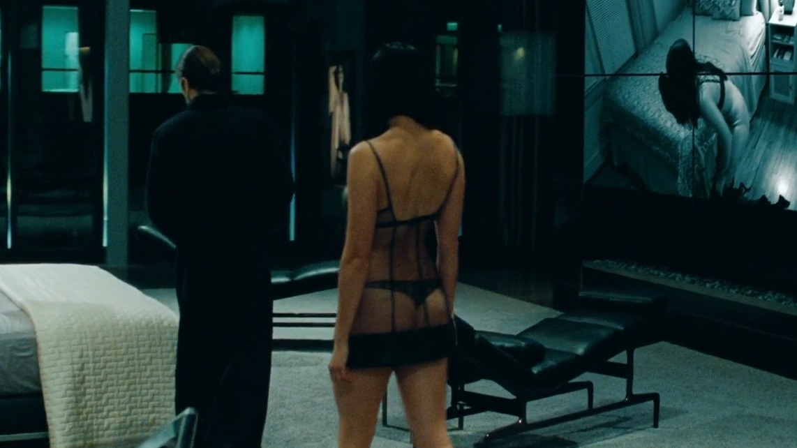 Sexiest Elizabeth Olsen Scene in Oldboy. Underwear, Thong, breasts, butt. 235747