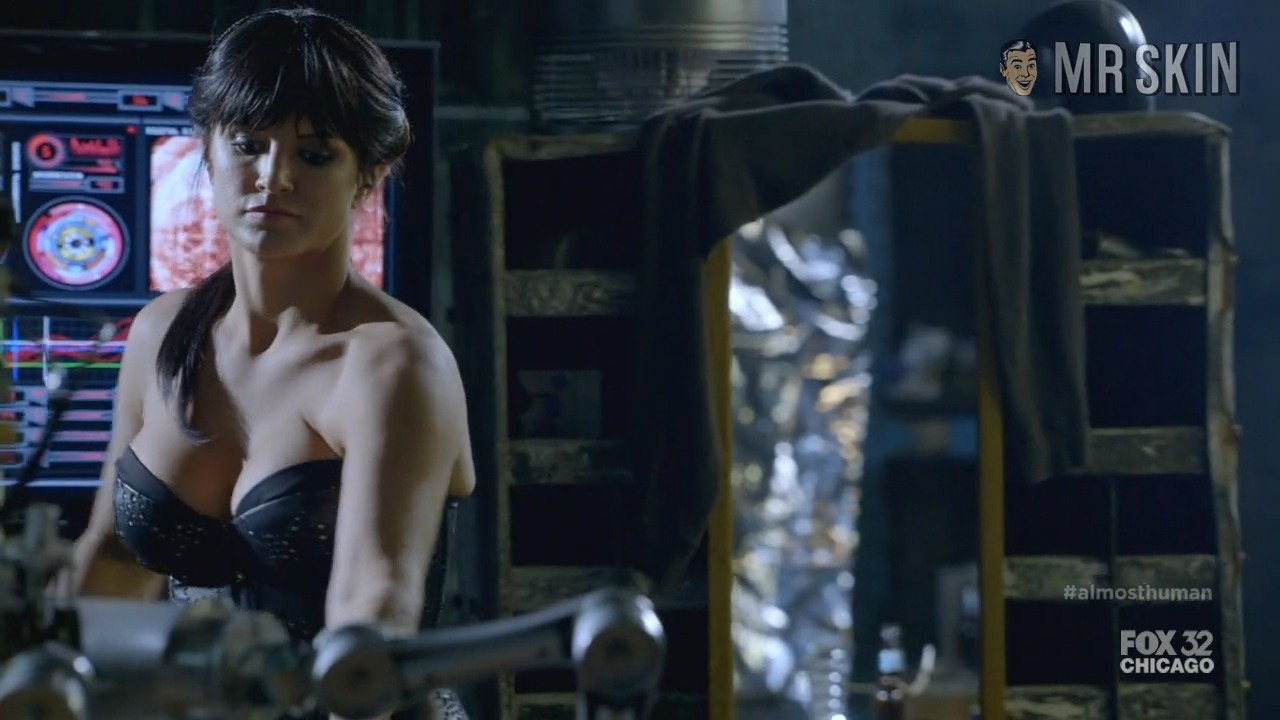 Gina Carano in Almost Human (2013-2014) Sexy Sexy 236209