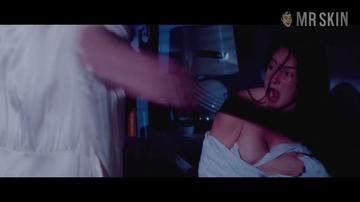 Shailene Woodley in White Bird in a Blizzard (2014) Right Breast Breasts Right Breast 236070