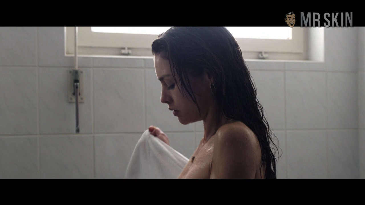 Hannah Ware in Hitman: Agent 47 (2015) Sexy Bikini Sexy 245427