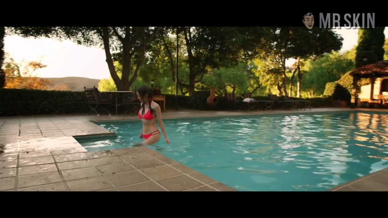 Talulah Riley in Submerged (2015) Bikini Sexy Bikini Sexy 246948