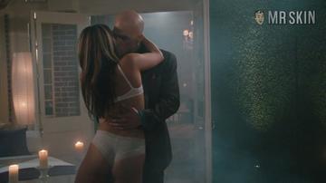 Lydia Hearst, Annapurna Sriram in South of Hell (2015) Sexy Underwear Bikini Lesbian 249857