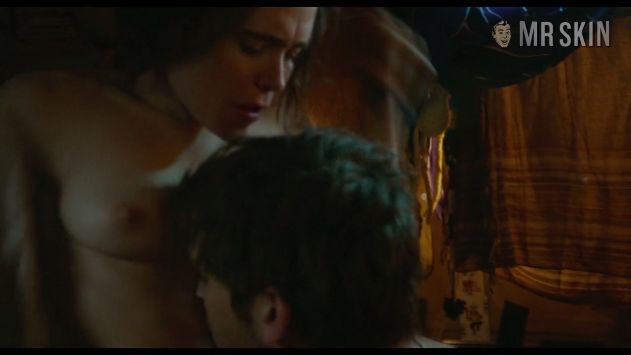 Elliott Page in Tallulah (2016) Breasts Breasts Sexy 251978