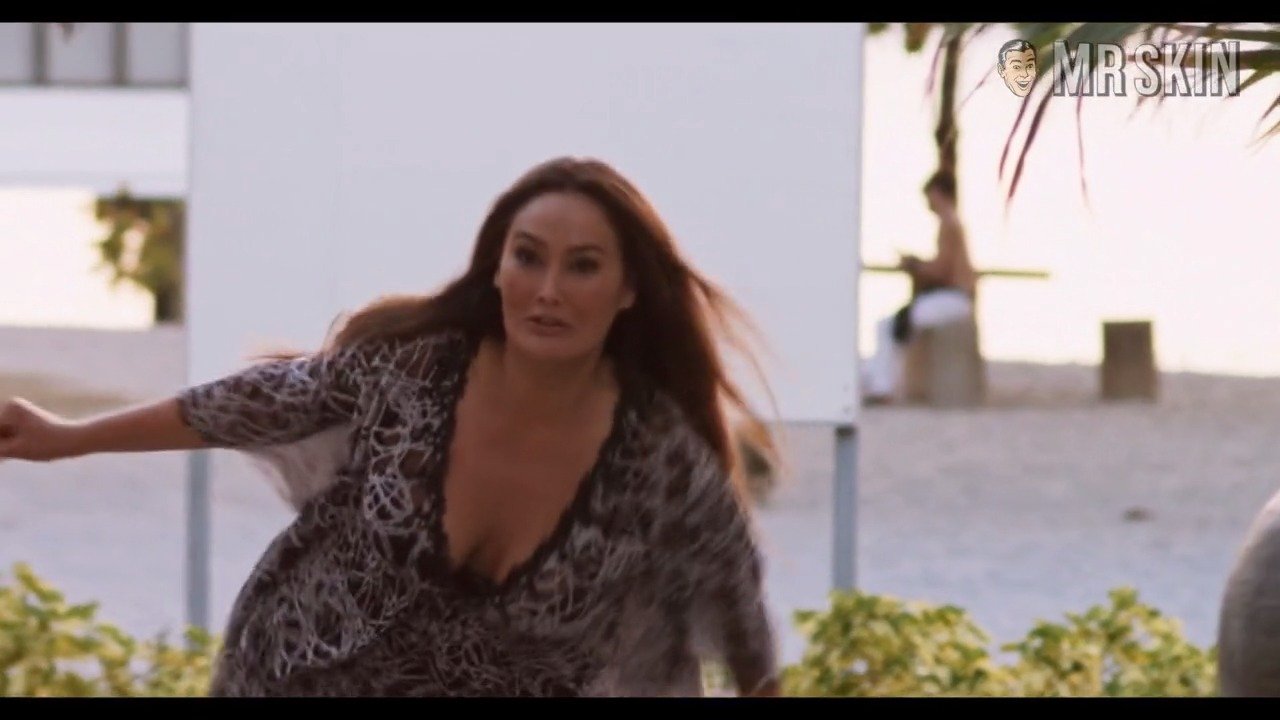 Sexiest Scenes of Mrs. Wells from Showdown In Manila. Sexy. 249611