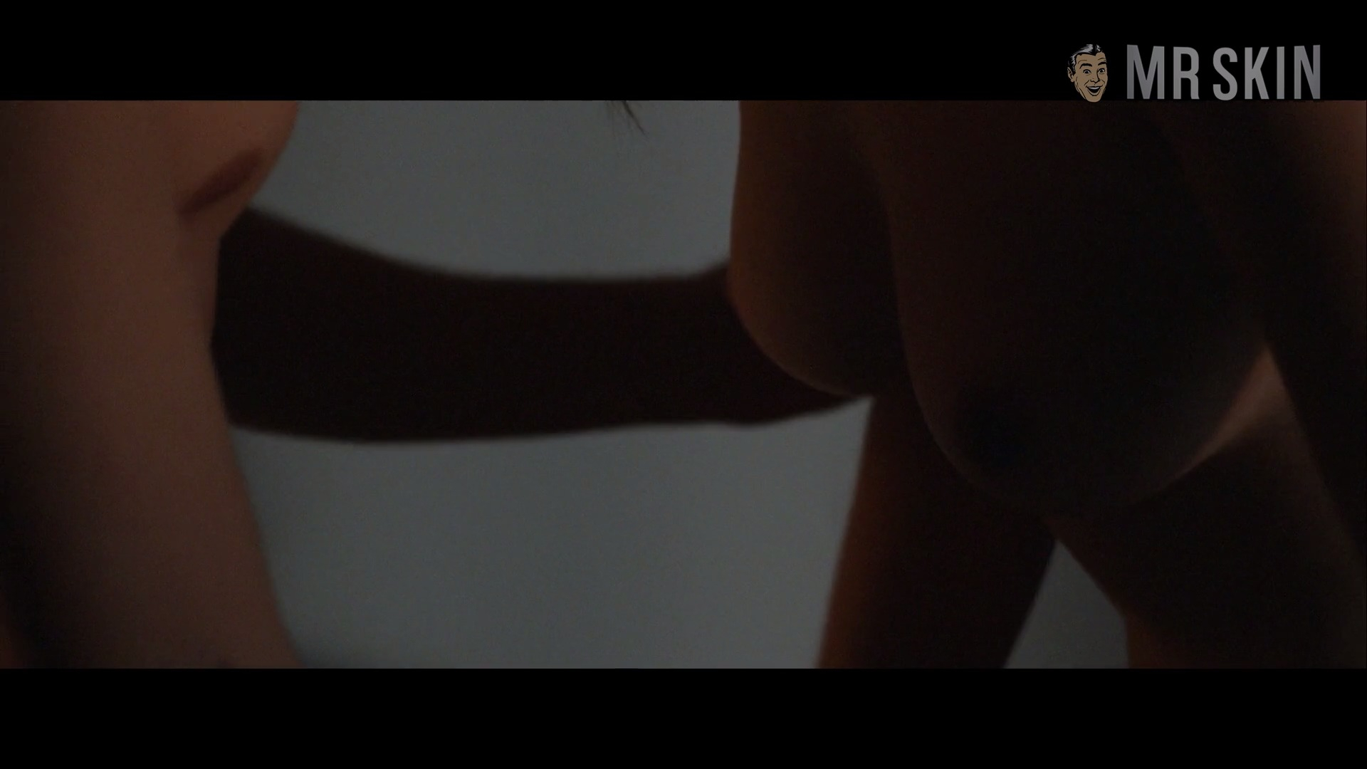 Miri Ann Beuschel in Parents (2016) Breasts Breasts 250402