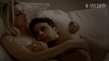 Michelle Batista in O Negócio (2013-2016) Right Breast Bikini Breasts 290316