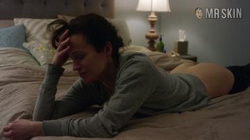 Elizabeth Reaser in Easy (2016-2019) Butt Breasts Butt 253525