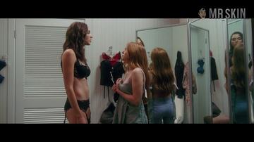 Gal Gadot in Keeping Up with the Joneses (2016) Underwear Lesbian Sexy 254619