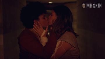 Vaneza Oliveira, Amanda Magalhães in 3% (2016-2020) Lesbian Breasts Lesbian 285108