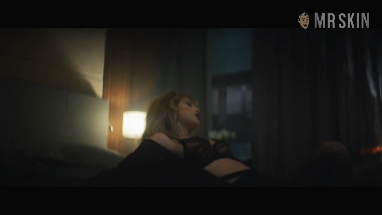 Sexiest Scenes of Herself from I Don’t Wanna Live Forever. Sexy, Underwear. 256583