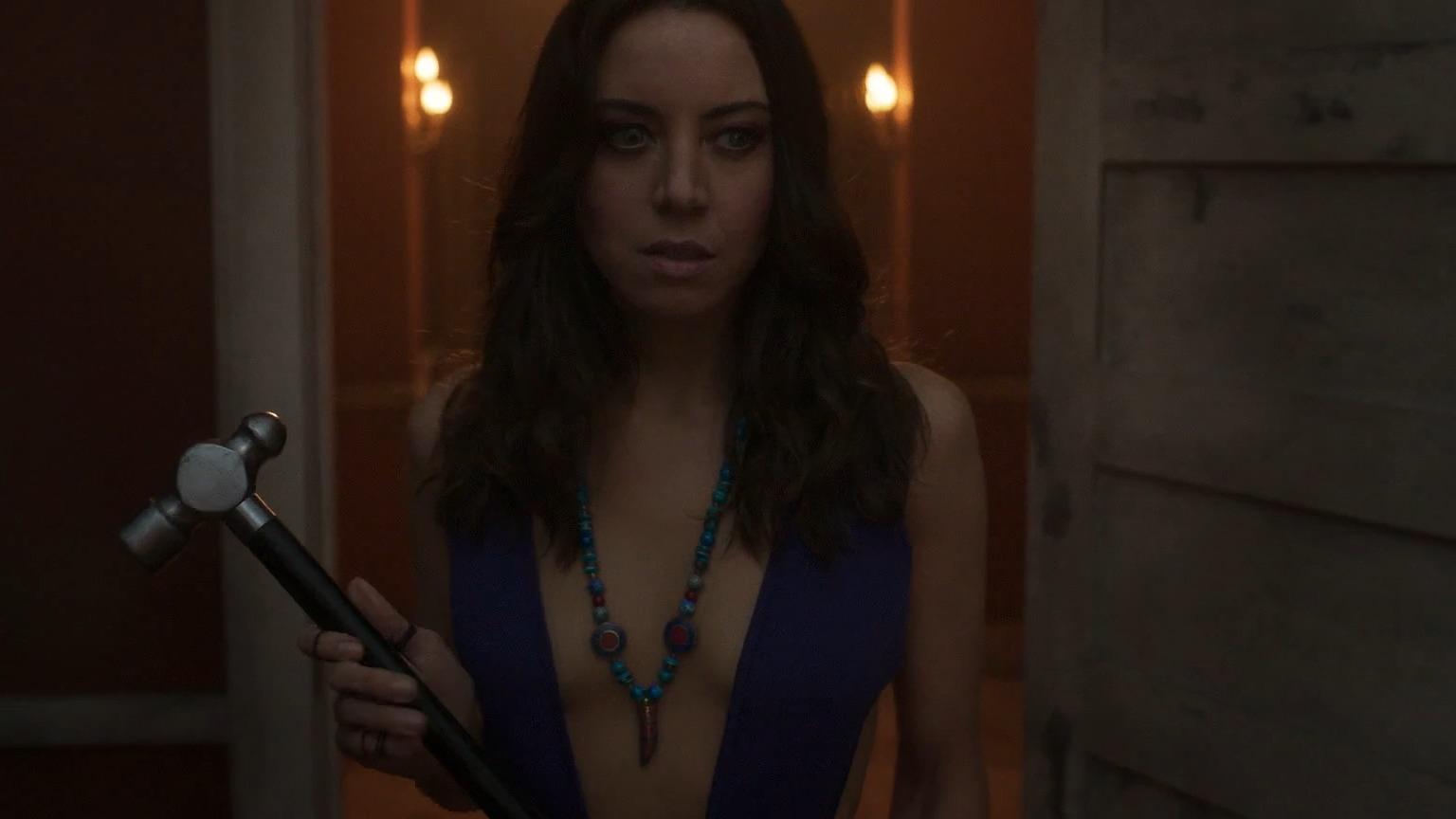 Aubrey Plaza, Dan Cathcart, Margaux Brooke in Legion (2017-2019) Sexy Bikini Bikini Butt 286038