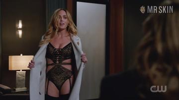 Caity Lotz in DC's Legends of Tomorrow (2016-2018) Sexy Bikini Lesbian 274121