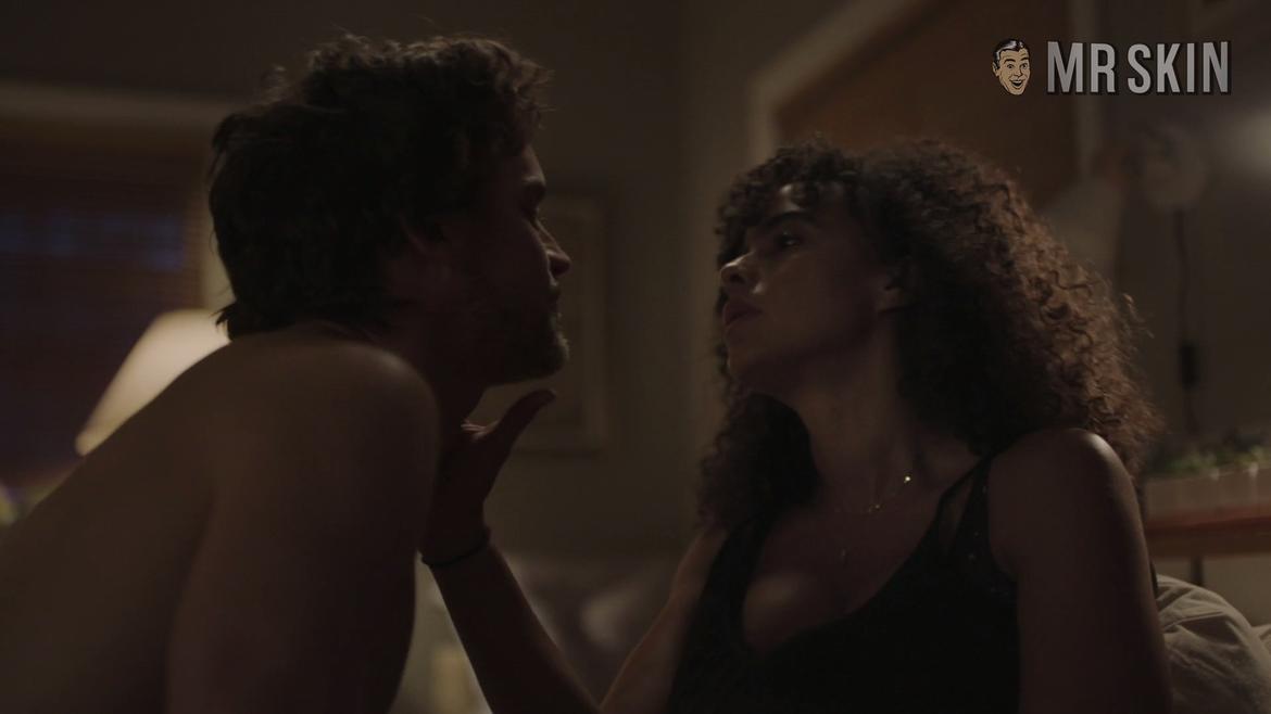 Parisa Fitz-Henley in The Sinner (2017-2021) Right Nipslip Sexy Breasts Right Nipslip 300384