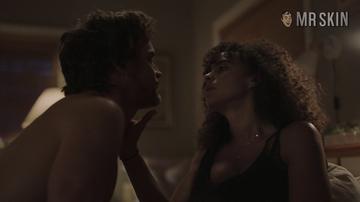 Parisa Fitz-Henley in The Sinner (2017-2021) Right Nipslip Sexy Breasts Right Nipslip 300384
