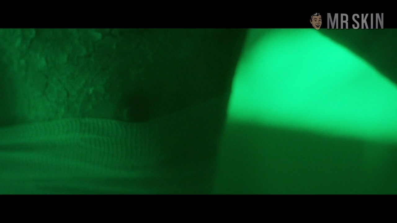 Rebecca Forsythe, Hannah Jessberger in Replace (2017) Right Breast Breasts Breasts Left Breast 262295