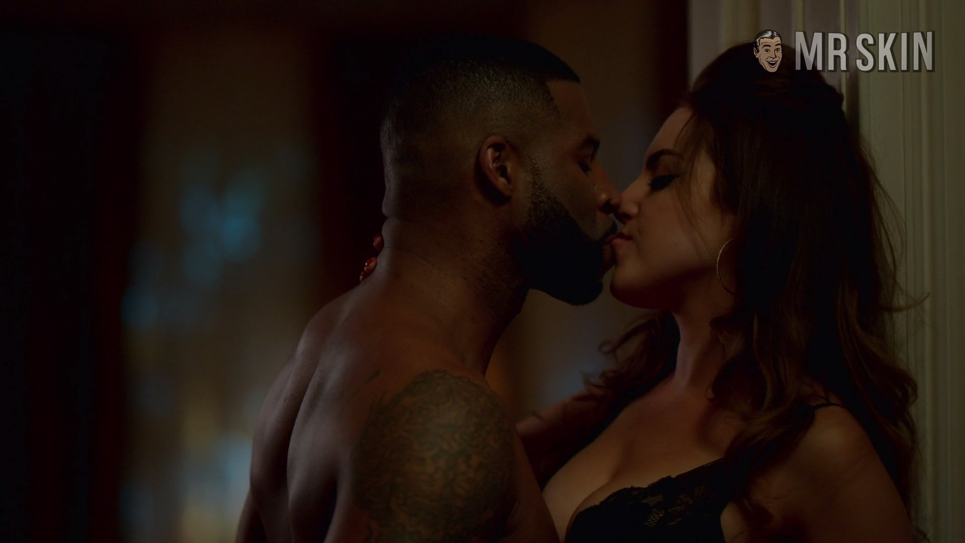Hottest Elizabeth Gillies Scene in Dynasty. Underwear, bikini, lesbian. 275096