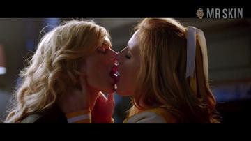 Samara Weaving, Bella Thorne in The Babysitter (2017) Lesbian Sexy Bikini Lesbian 262937