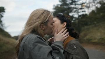 Jodie Comer, Sandra Oh in Killing Eve (2018-2022) Lesbian Lesbian Sexy 337746