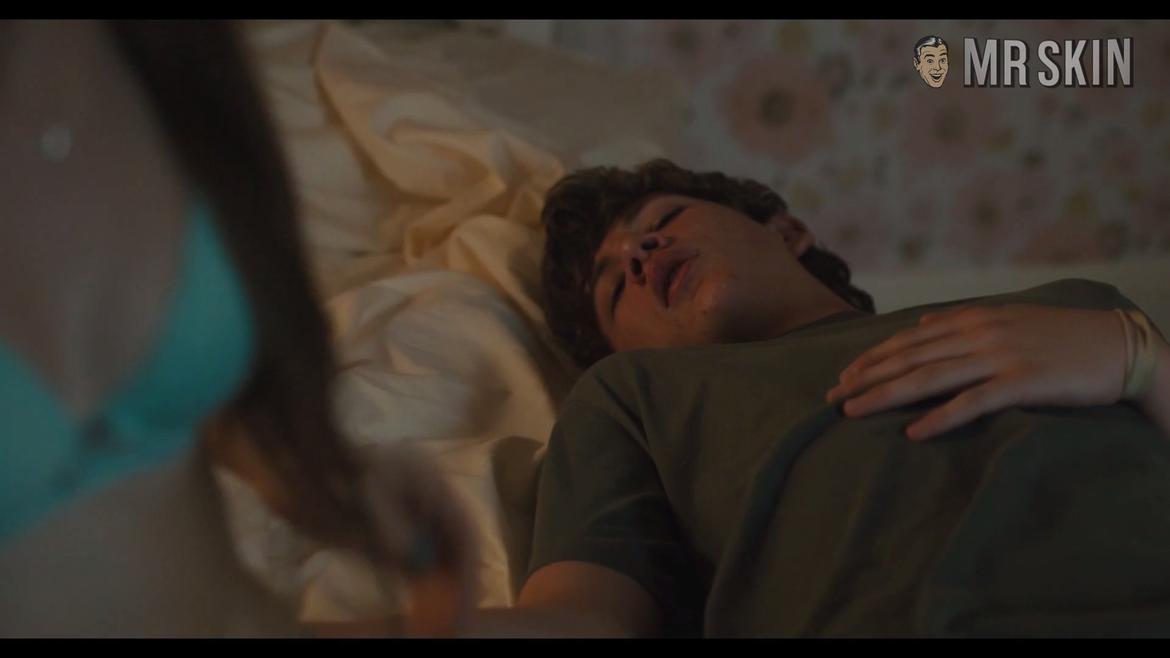 Kaitlyn Dever in All Summers End (2017) Underwear Sexy Underwear 268267