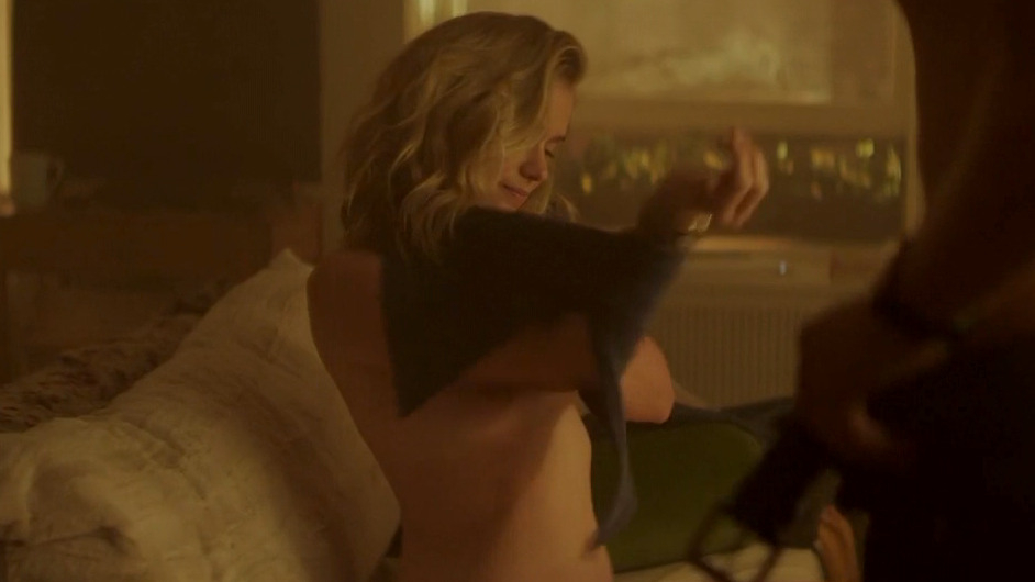 Guinevere Beck from YOU Naked. Breasts, Right Breast, Right Nipslip, butt, lesbian. 270971