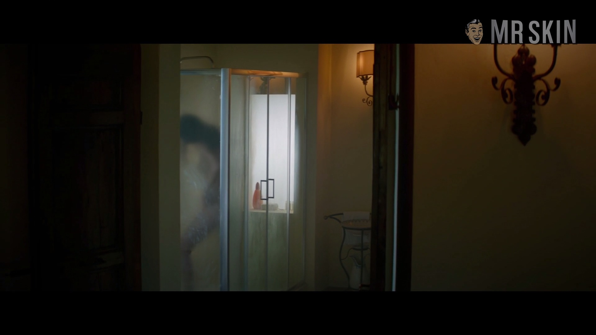 Hottest Emily Ratajkowski Scene in Welcome Home. Sexy, underwear. 273752