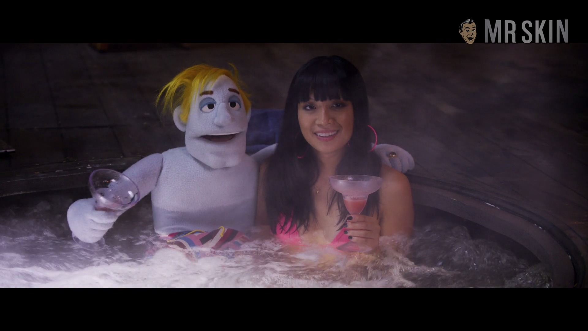 Cynthy Wu in The Happytime Murders (2018) Bikini Bikini 271661