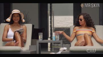 Greta Onieogou, Samantha Logan in All American (2018-2023) Sexy Bikini Bikini Sexy 273047