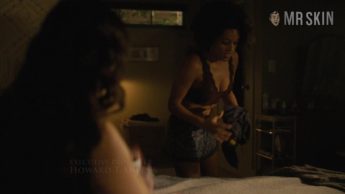 Melonie Diaz, Bethany Brown in Charmed (2018-2020) Sexy Underwear Lesbian Sexy 300867