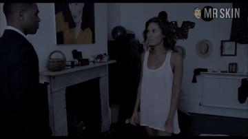 Elsa Mollien in Dirtymoney (2013) Sexy Breasts Butt 271934