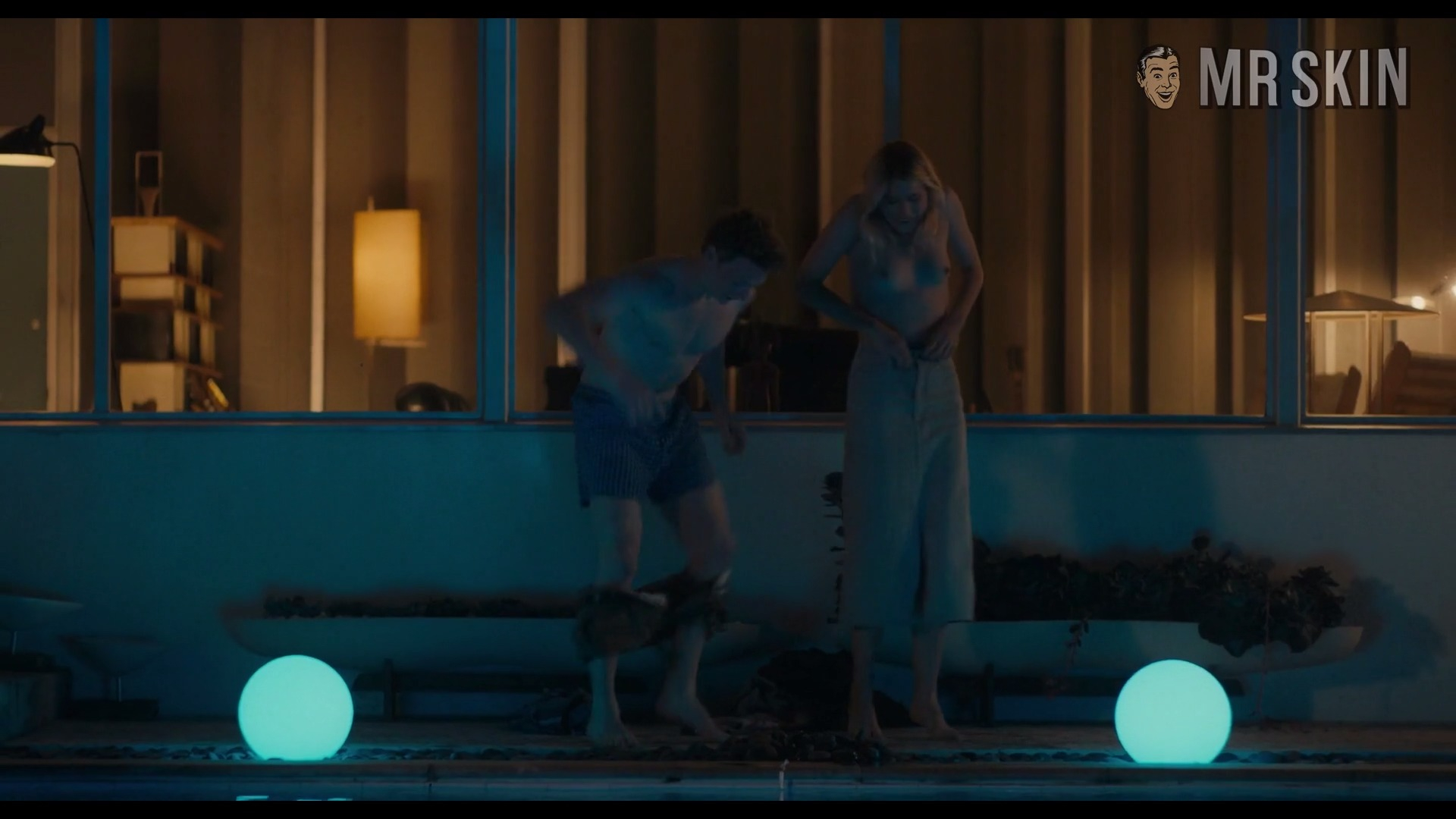 Dree Hemingway, Emma Roberts, Janet Montgomery in In a Relationship (2018) Breasts Underwear Lesbian Bikini Breasts 273134