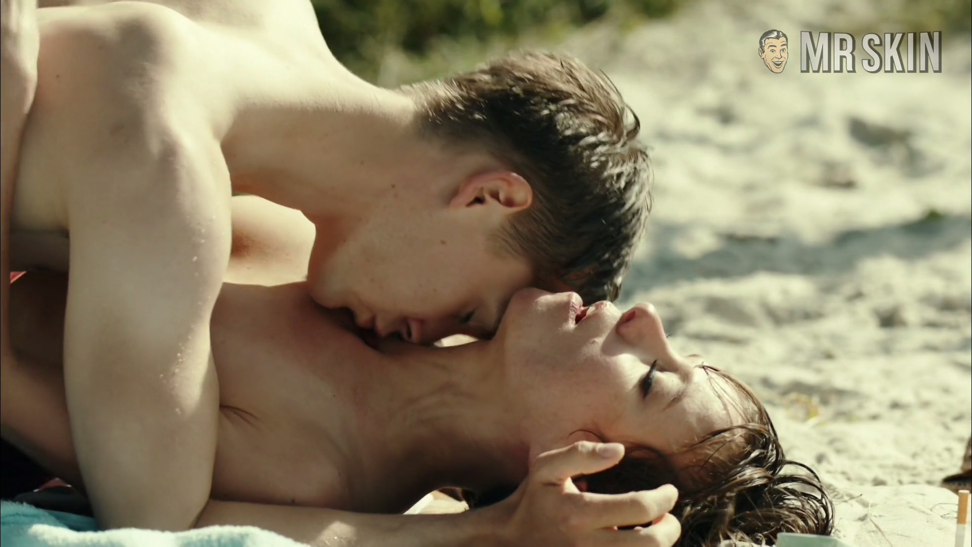 Julia Koschitz Nude as Stella Petersen. Right Breast, Sexy, breasts, bush. 273536