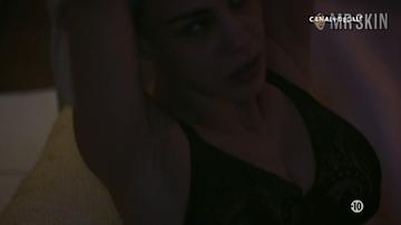 Alice Belaïdi in Hippocrate (2018) Underwear Breasts Butt 274640