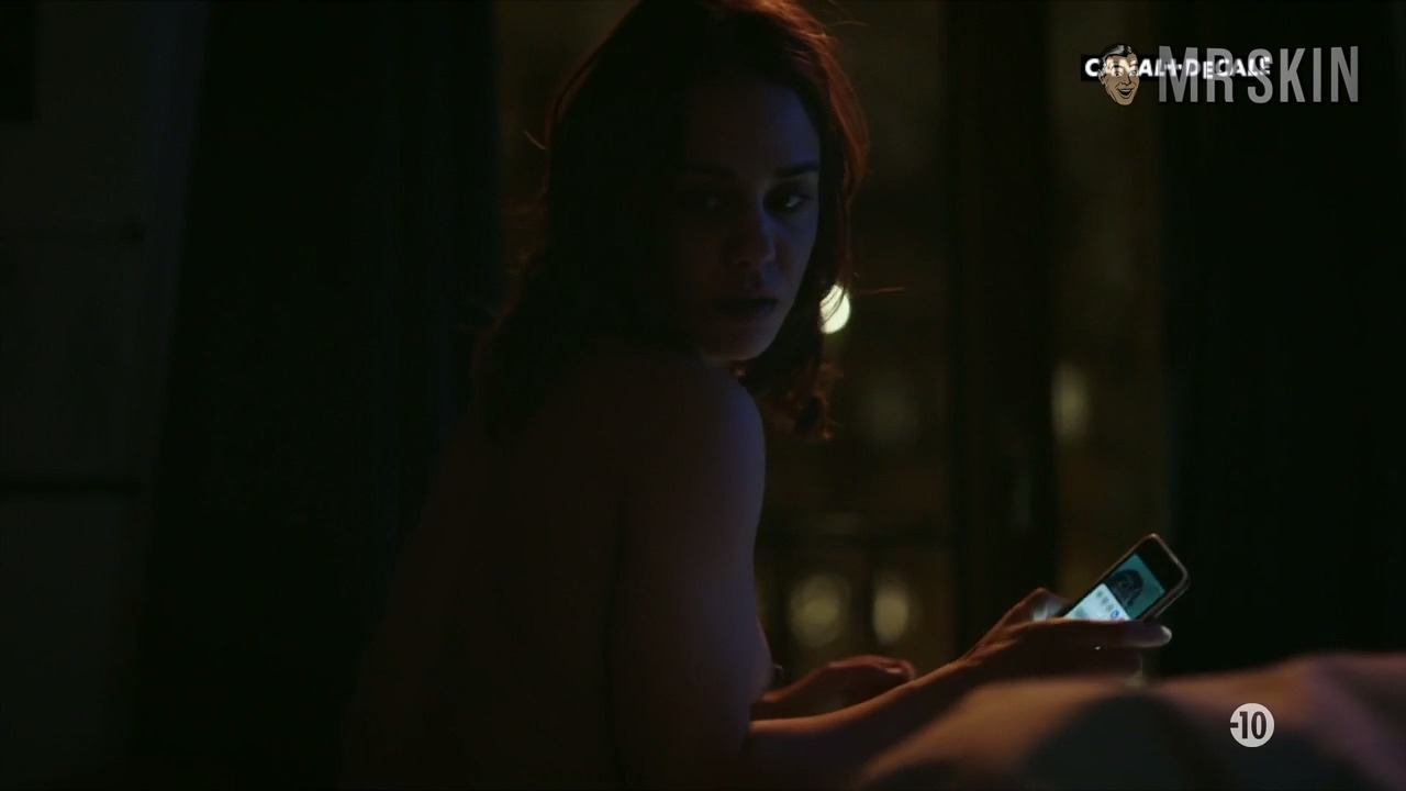 Alyson Lévêque from Hippocrate Naked. Breasts, Butt, Underwear. 274649