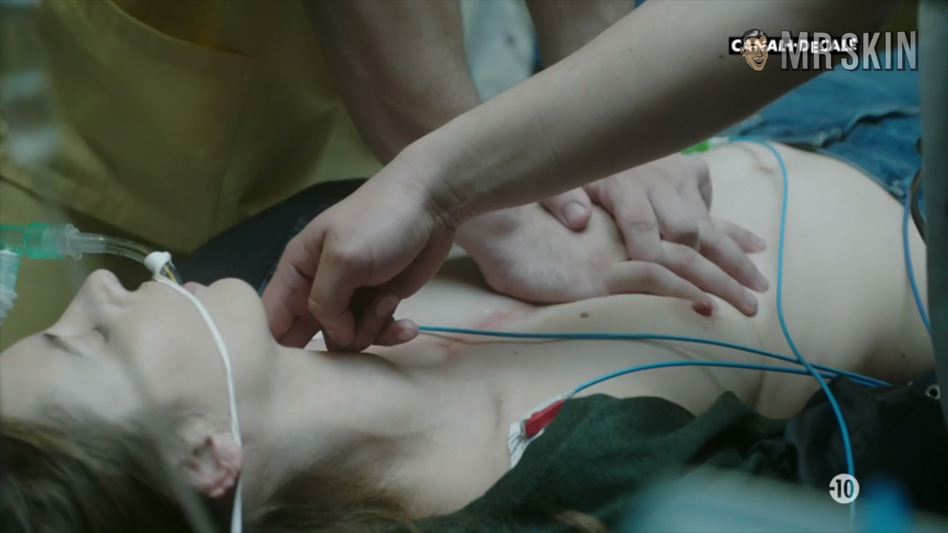 Louise Bourgoin in Hippocrate (2018) Breasts Breasts Underwear 275654