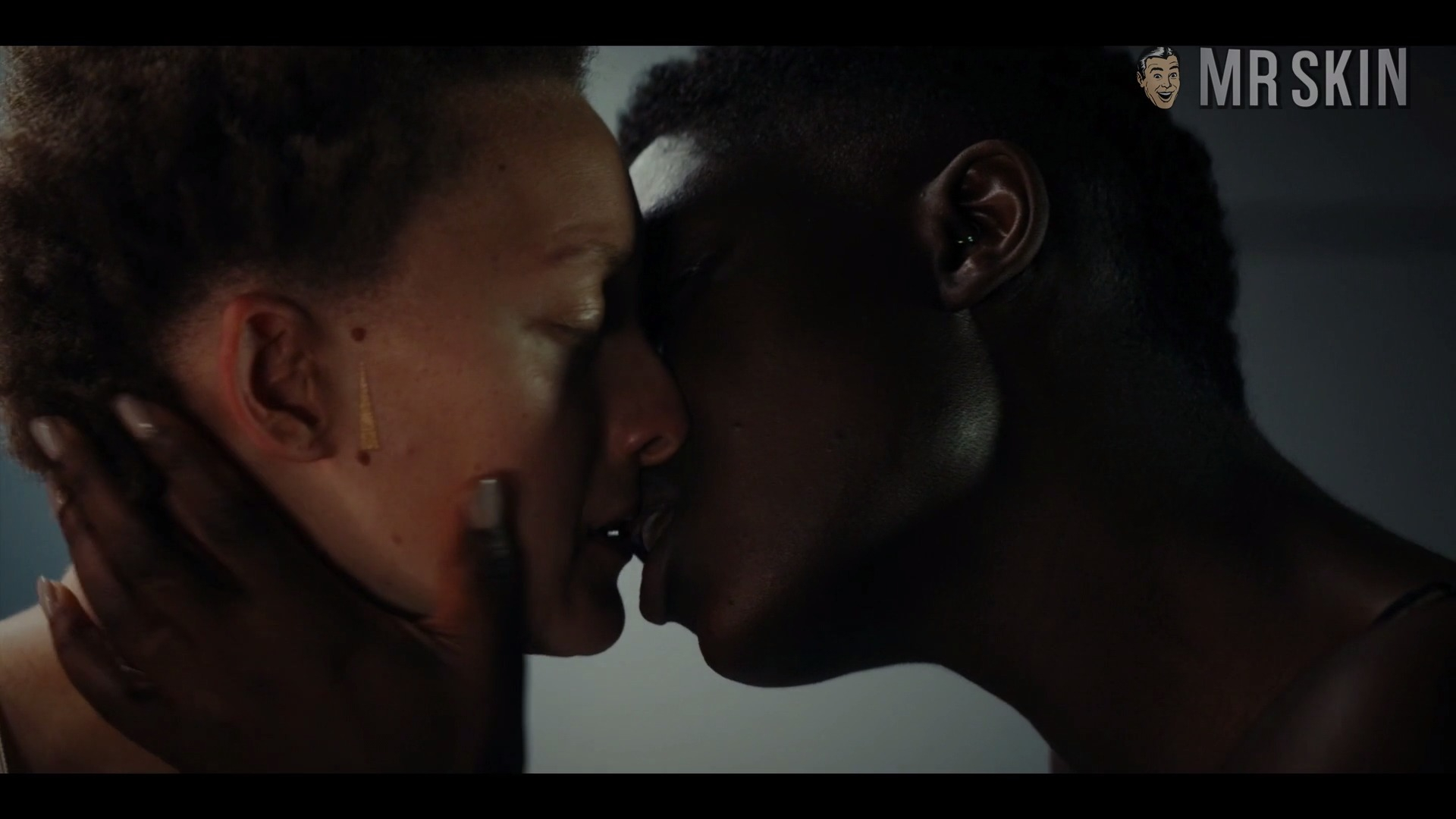 Sexiest Scenes of Melantha Jhirl from Nightflyers. Lesbian, Underwear, sexy. 274547