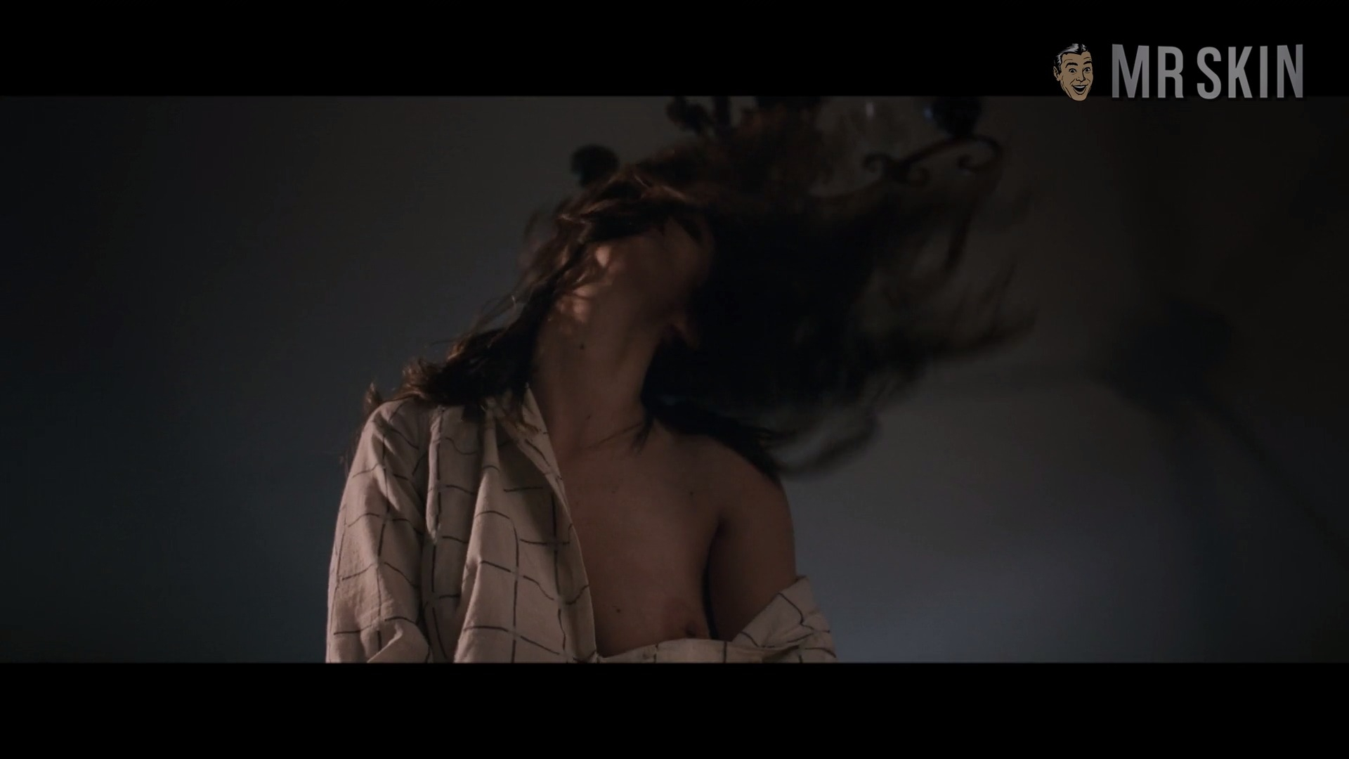 Bojana Novakovic, Melissa Bolona in Malicious (2018) Sexy Left Breast Breasts Left Breast 278802