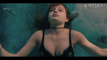 Joey King in Summer '03 (2018) Sexy Sexy Underwear 276677