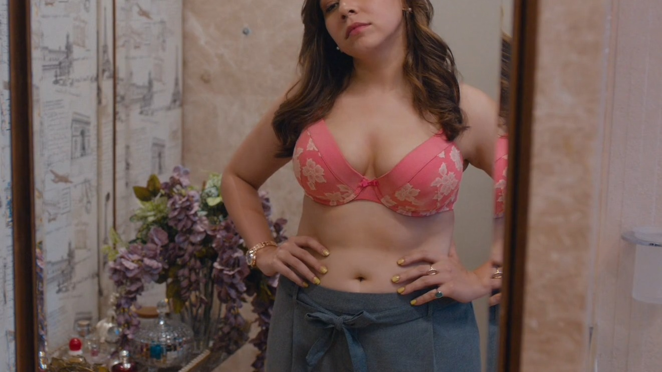 Hottest Siddhi Patel Scenes. Underwear, bikini, sexy. 277935