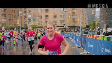 Jillian Bell in Brittany Runs a Marathon (2019) Sexy Sexy Underwear 296250