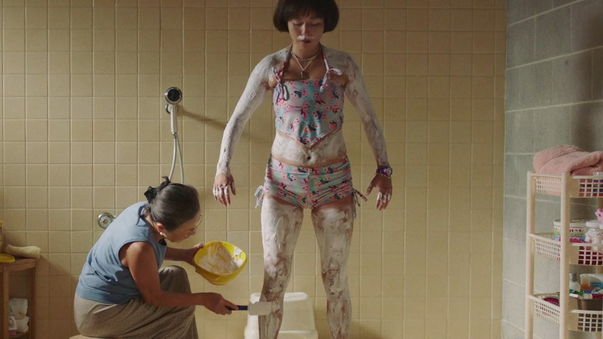 Hottest Maya Erskine Scene in PEN15. Sexy, body double, butt. 312236